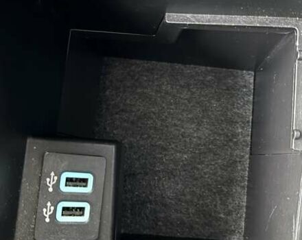 Білий Форд Куга, об'ємом двигуна 2 л та пробігом 187 тис. км за 16963 $, фото 34 на Automoto.ua