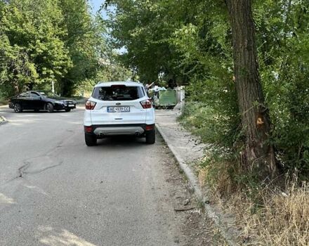 Белый Форд Куга, объемом двигателя 1.5 л и пробегом 49 тыс. км за 18500 $, фото 35 на Automoto.ua