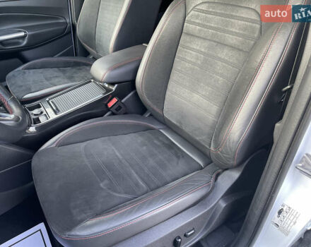 Білий Форд Куга, об'ємом двигуна 2 л та пробігом 248 тис. км за 17500 $, фото 18 на Automoto.ua