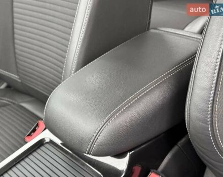 Белый Форд Куга, объемом двигателя 2 л и пробегом 70 тыс. км за 20500 $, фото 26 на Automoto.ua