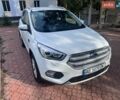 Белый Форд Куга, объемом двигателя 1.5 л и пробегом 106 тыс. км за 12500 $, фото 1 на Automoto.ua