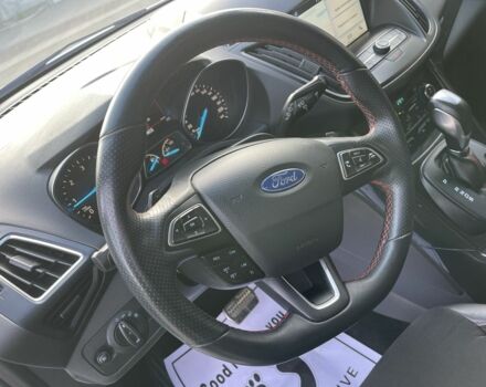 Белый Форд Куга, объемом двигателя 2 л и пробегом 247 тыс. км за 416 $, фото 6 на Automoto.ua