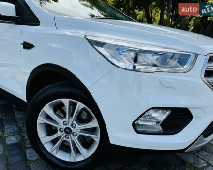 Білий Форд Куга, об'ємом двигуна 2 л та пробігом 140 тис. км за 19500 $, фото 33 на Automoto.ua