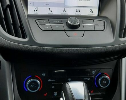 Белый Форд Куга, объемом двигателя 0 л и пробегом 35 тыс. км за 19800 $, фото 4 на Automoto.ua