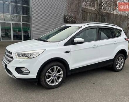 Белый Форд Куга, объемом двигателя 1.5 л и пробегом 91 тыс. км за 17500 $, фото 18 на Automoto.ua