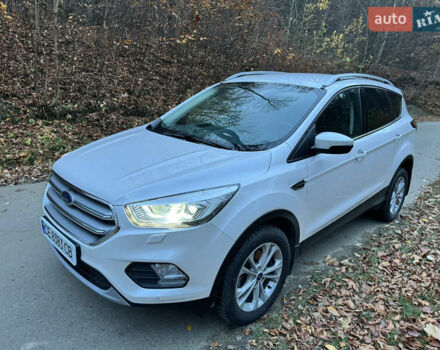 Белый Форд Куга, объемом двигателя 1.5 л и пробегом 64 тыс. км за 21500 $, фото 7 на Automoto.ua