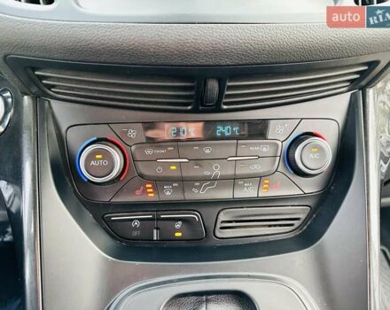 Білий Форд Куга, об'ємом двигуна 2 л та пробігом 140 тис. км за 18500 $, фото 55 на Automoto.ua