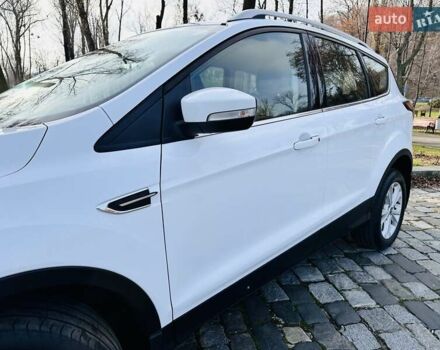 Білий Форд Куга, об'ємом двигуна 2 л та пробігом 140 тис. км за 18500 $, фото 21 на Automoto.ua