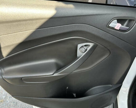 Белый Форд Куга, объемом двигателя 1.5 л и пробегом 110 тыс. км за 17000 $, фото 10 на Automoto.ua