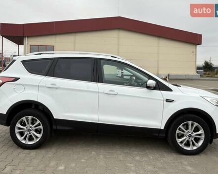 Білий Форд Куга, об'ємом двигуна 2 л та пробігом 80 тис. км за 19900 $, фото 6 на Automoto.ua