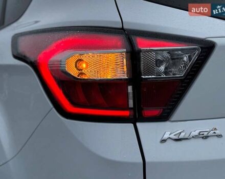 Белый Форд Куга, объемом двигателя 2 л и пробегом 184 тыс. км за 18700 $, фото 21 на Automoto.ua