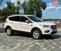 Білий Форд Куга, об'ємом двигуна 2 л та пробігом 70 тис. км за 19900 $, фото 1 на Automoto.ua