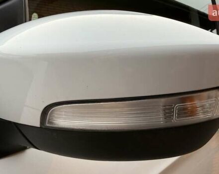 Білий Форд Куга, об'ємом двигуна 2 л та пробігом 187 тис. км за 16963 $, фото 12 на Automoto.ua