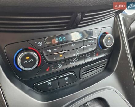 Белый Форд Куга, объемом двигателя 2 л и пробегом 134 тыс. км за 18950 $, фото 21 на Automoto.ua