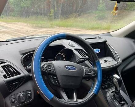 Форд Куга 2019 в Киеве на Automoto.ua Белый Форд Куга, объемом двигателя 1.5 л и пробегом 114 тыс. км за 18100 $, фото 2 на Automoto.ua