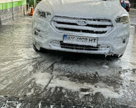 Белый Форд Куга, объемом двигателя 1.5 л и пробегом 102 тыс. км за 19500 $, фото 41 на Automoto.ua