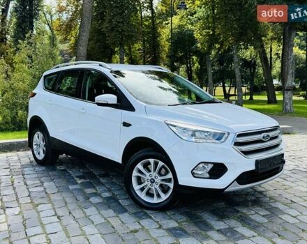 Білий Форд Куга, об'ємом двигуна 2 л та пробігом 140 тис. км за 19500 $, фото 30 на Automoto.ua