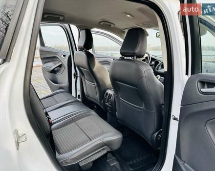 Білий Форд Куга, об'ємом двигуна 2 л та пробігом 140 тис. км за 18500 $, фото 68 на Automoto.ua