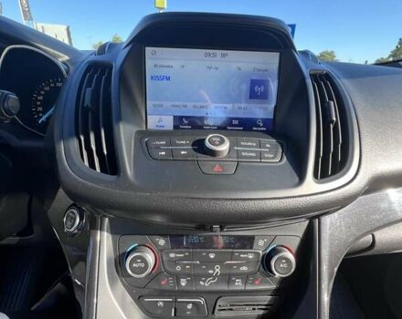 Белый Форд Куга, объемом двигателя 1.5 л и пробегом 182 тыс. км за 18000 $, фото 9 на Automoto.ua