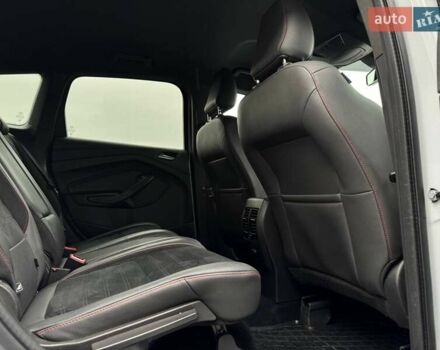 Белый Форд Куга, объемом двигателя 2 л и пробегом 184 тыс. км за 18700 $, фото 61 на Automoto.ua