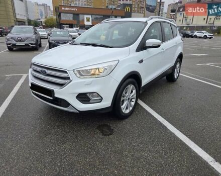 Форд Куга 2019 в Киеве на Automoto.ua Белый Форд Куга, объемом двигателя 2 л и пробегом 133 тыс. км за 19500 $, фото 6 на Automoto.ua