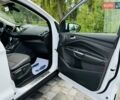 Білий Форд Куга, об'ємом двигуна 2 л та пробігом 140 тис. км за 19500 $, фото 116 на Automoto.ua