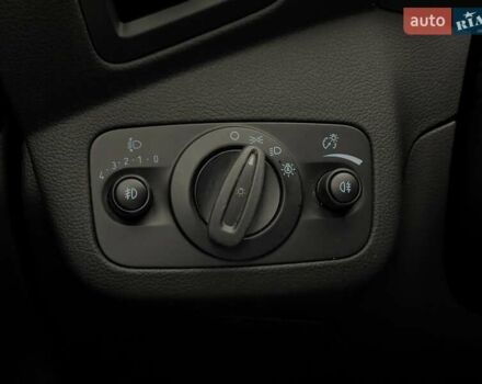 Білий Форд Куга, об'ємом двигуна 2 л та пробігом 45 тис. км за 23104 $, фото 20 на Automoto.ua