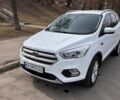 Белый Форд Куга, объемом двигателя 1.5 л и пробегом 107 тыс. км за 16800 $, фото 1 на Automoto.ua