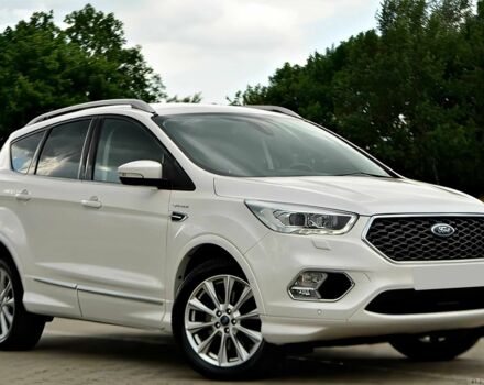 Белый Форд Куга, объемом двигателя 2 л и пробегом 65 тыс. км за 12000 $, фото 2 на Automoto.ua