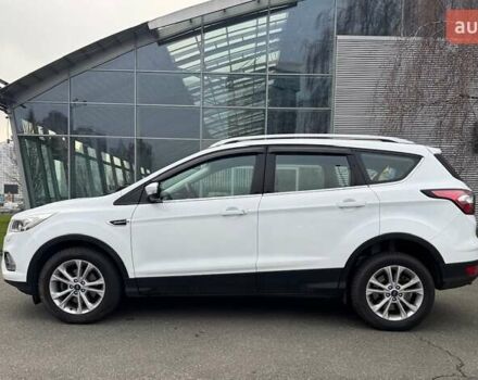 Белый Форд Куга, объемом двигателя 1.5 л и пробегом 91 тыс. км за 17500 $, фото 17 на Automoto.ua