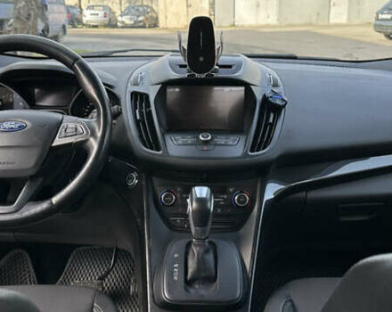 Белый Форд Куга, объемом двигателя 1.5 л и пробегом 102 тыс. км за 19500 $, фото 26 на Automoto.ua