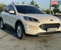 Білий Форд Куга, об'ємом двигуна 2 л та пробігом 66 тис. км за 26800 $, фото 1 на Automoto.ua