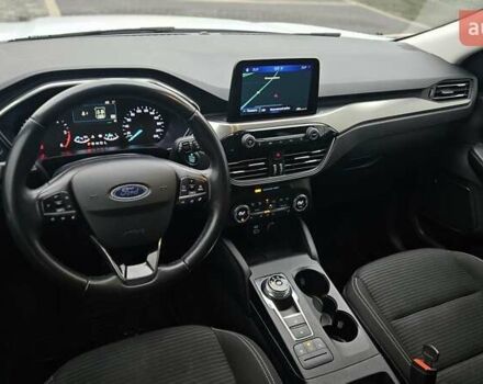 Білий Форд Куга, об'ємом двигуна 2 л та пробігом 209 тис. км за 20300 $, фото 23 на Automoto.ua