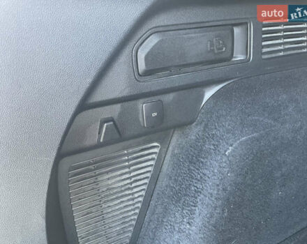 Белый Форд Куга, объемом двигателя 2 л и пробегом 85 тыс. км за 24000 $, фото 22 на Automoto.ua