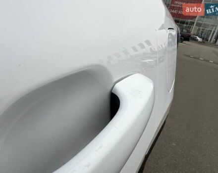 Белый Форд Куга, объемом двигателя 2 л и пробегом 91 тыс. км за 23800 $, фото 13 на Automoto.ua