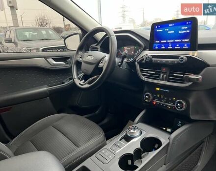 Белый Форд Куга, объемом двигателя 2 л и пробегом 91 тыс. км за 23800 $, фото 27 на Automoto.ua