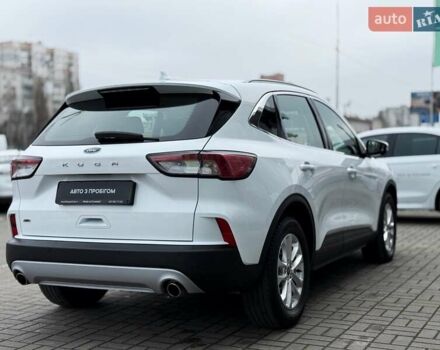 Белый Форд Куга, объемом двигателя 2 л и пробегом 94 тыс. км за 24300 $, фото 4 на Automoto.ua