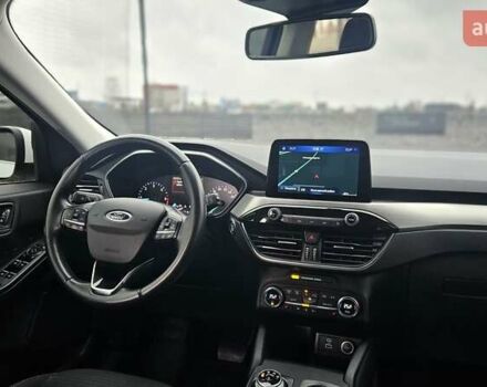 Білий Форд Куга, об'ємом двигуна 2 л та пробігом 209 тис. км за 20300 $, фото 25 на Automoto.ua