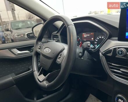 Белый Форд Куга, объемом двигателя 2 л и пробегом 91 тыс. км за 23800 $, фото 33 на Automoto.ua