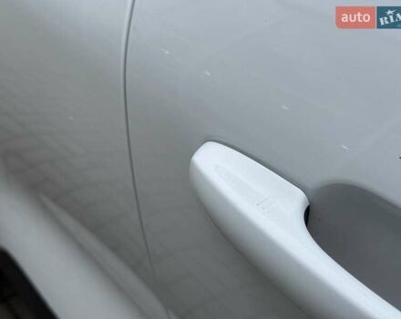 Белый Форд Куга, объемом двигателя 2 л и пробегом 94 тыс. км за 24300 $, фото 9 на Automoto.ua