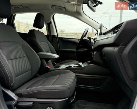 Белый Форд Куга, объемом двигателя 2 л и пробегом 94 тыс. км за 24300 $, фото 16 на Automoto.ua