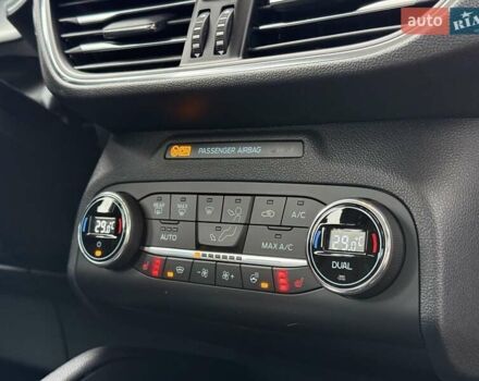 Белый Форд Куга, объемом двигателя 2 л и пробегом 94 тыс. км за 24300 $, фото 18 на Automoto.ua