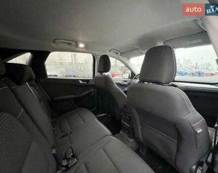 Белый Форд Куга, объемом двигателя 2 л и пробегом 91 тыс. км за 23800 $, фото 24 на Automoto.ua