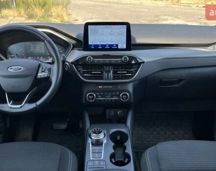 Белый Форд Куга, объемом двигателя 1.5 л и пробегом 86 тыс. км за 22500 $, фото 13 на Automoto.ua