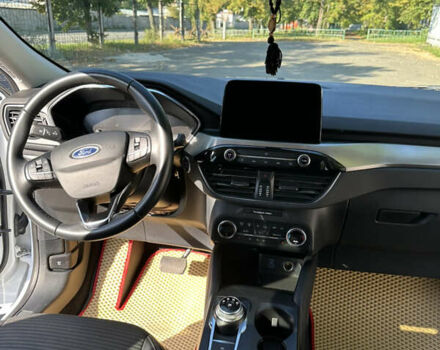 Білий Форд Куга, об'ємом двигуна 1.5 л та пробігом 144 тис. км за 21900 $, фото 28 на Automoto.ua