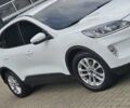 Белый Форд Куга, объемом двигателя 2 л и пробегом 208 тыс. км за 21800 $, фото 19 на Automoto.ua