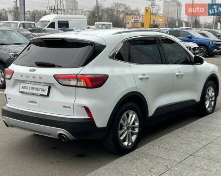 Белый Форд Куга, объемом двигателя 2 л и пробегом 91 тыс. км за 23800 $, фото 6 на Automoto.ua