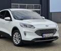 Белый Форд Куга, объемом двигателя 2 л и пробегом 208 тыс. км за 21800 $, фото 1 на Automoto.ua