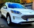 Белый Форд Куга, объемом двигателя 1.5 л и пробегом 59 тыс. км за 22500 $, фото 1 на Automoto.ua