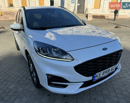 Белый Форд Куга, объемом двигателя 1.5 л и пробегом 53 тыс. км за 24999 $, фото 14 на Automoto.ua